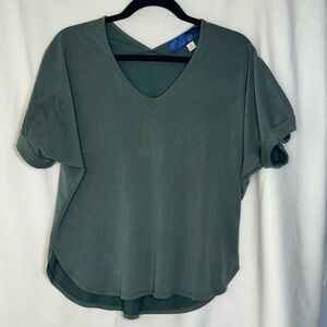 Casual green t-shirt